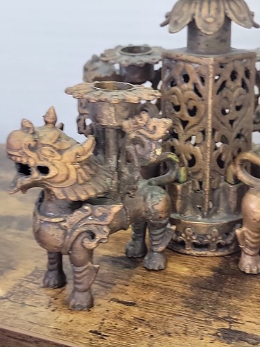 ASIAN ANTIQUE CANDELABRA FOO DOG WINGED DRAGON LION 5 CANDLES HEAVY BRONZE BRASS - Picture 7 of 16