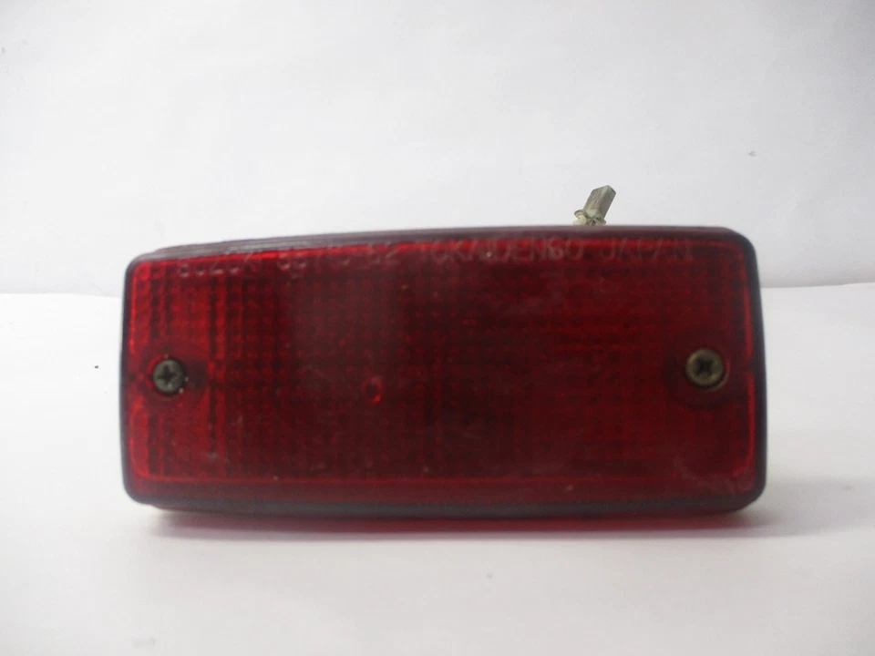 Luz trasera Suzuki Kingquad LTF300 2001 Foto 2 de 4