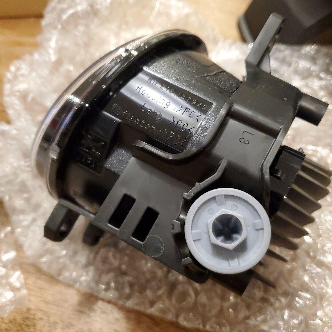 Toyota Landcruiser/ Noah /Voxy/Alphard Genuine LED Fog Lamp Set