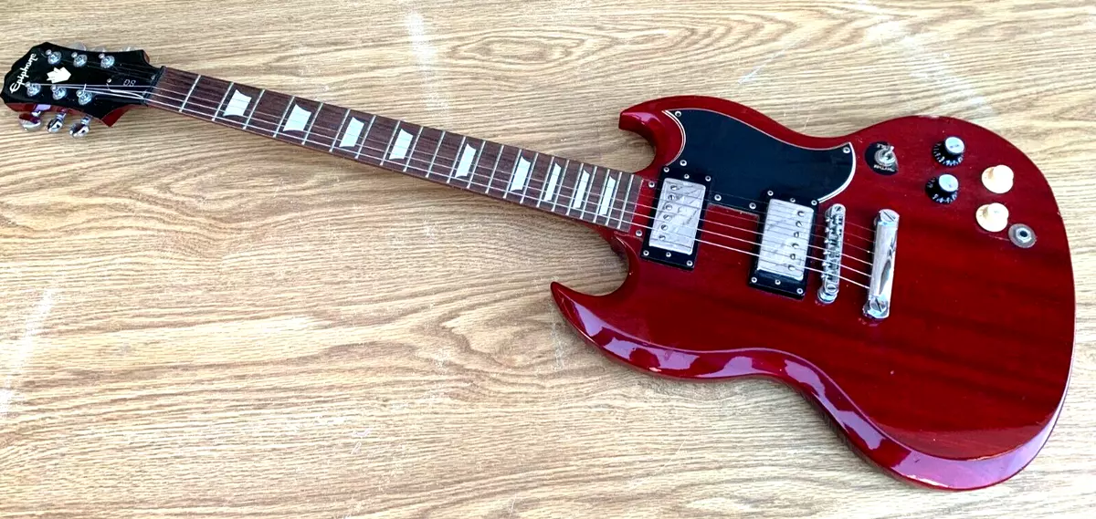 ➔ Epiphone SG Standard Cherry Red Guitar well worn with issues