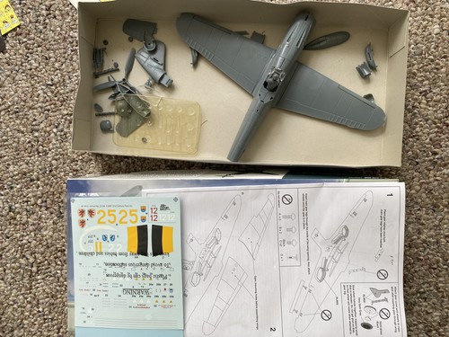 1/32 21st Century Toys Messerschmitt BF-109G-14 BOX German Model Kit Airplane - Picture 2 of 8