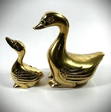 Vintage Crowning Touch Collections Brass Mother & Baby Ducks Taiwan MCM EUVC