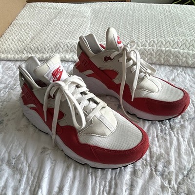 Nike Air Huarache - men s 8 - good condition