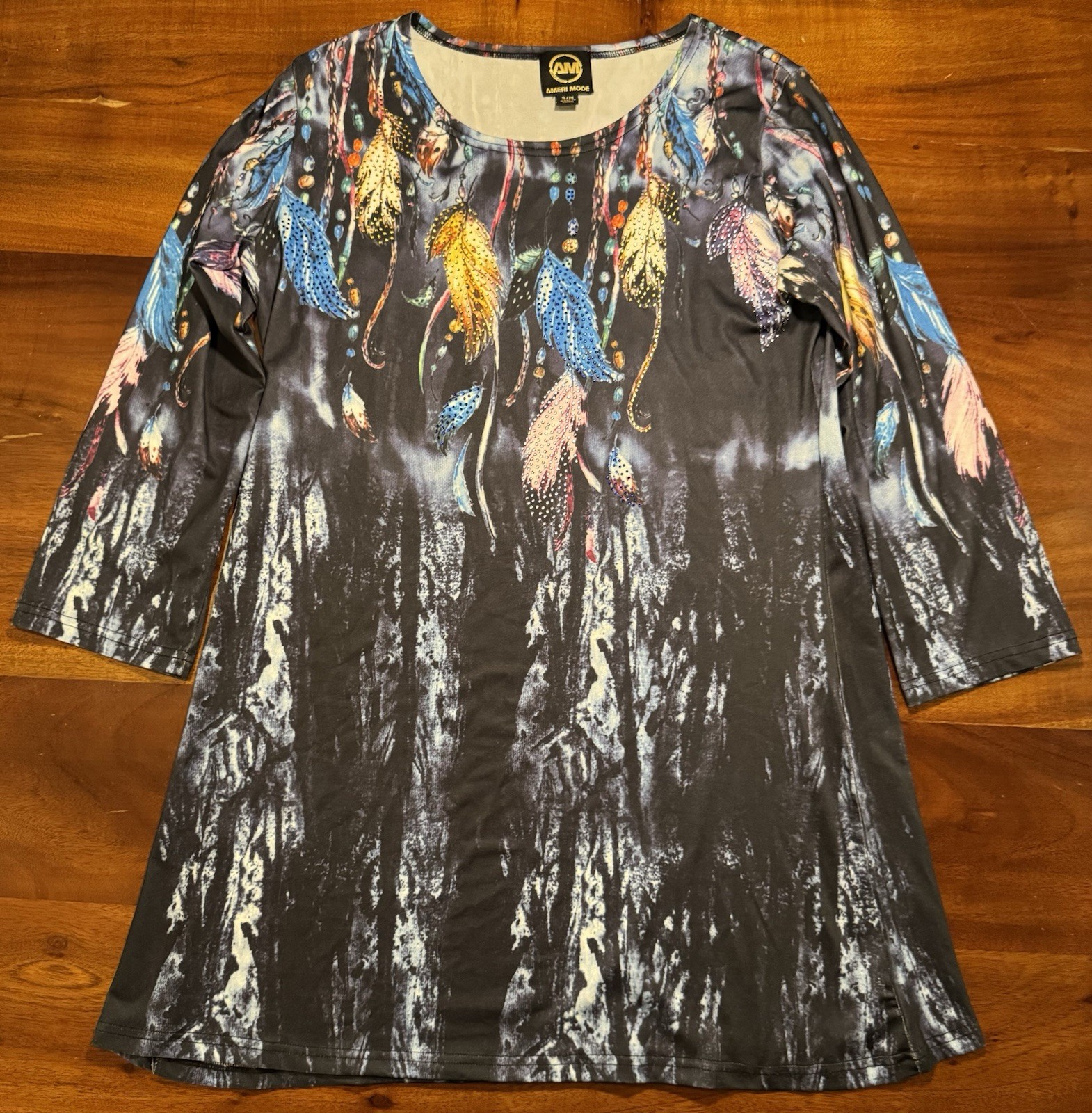 Ameri Mode Women’s Embellished Feather Print Arts… - image 1