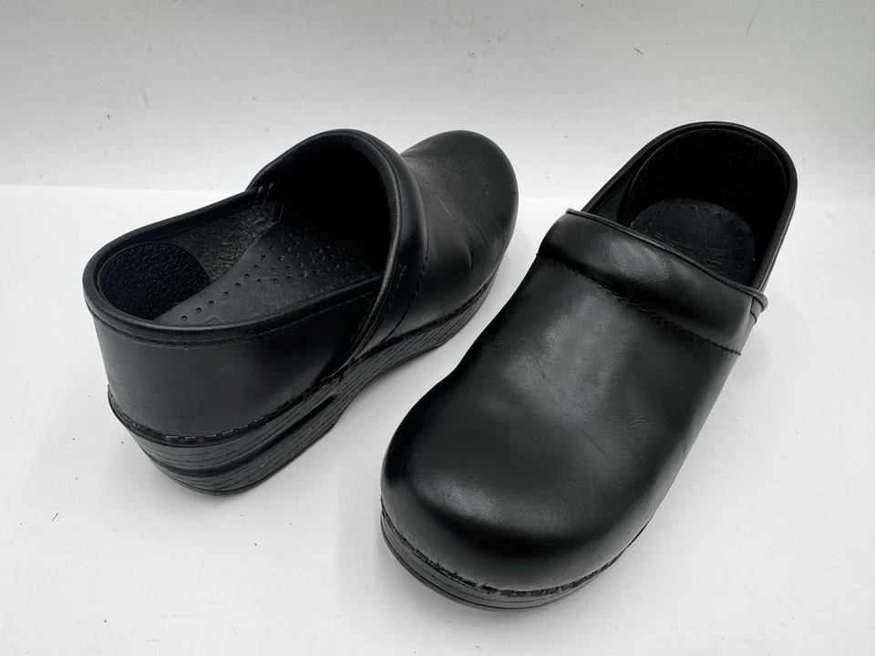 Zueco Dansko para mujer talla 7 N negro cuero cómodo zapatos de cuña baja Foto 3 de 4