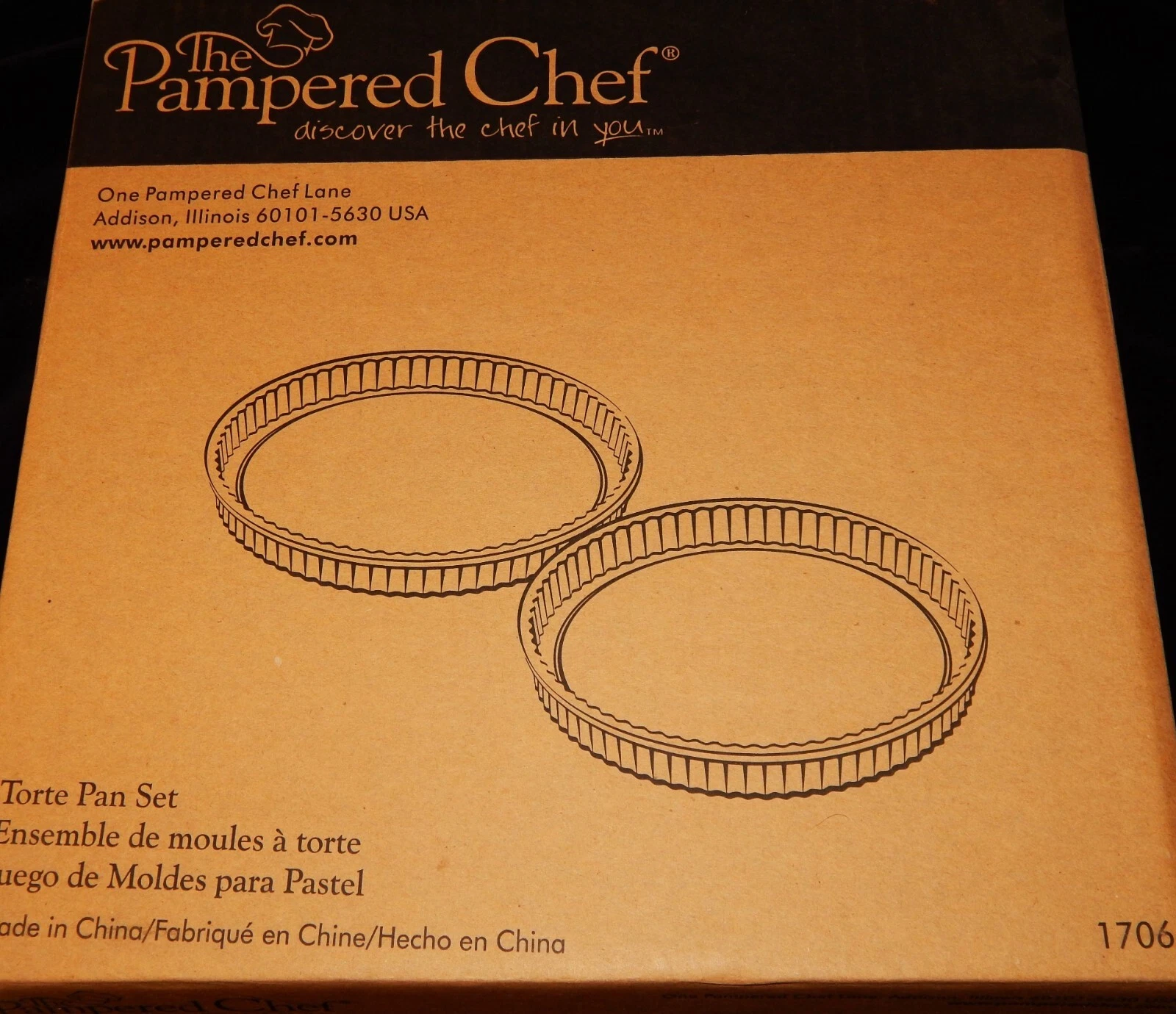 Kitchen Helper, PAMPERED CHEF NIB, TORT PAN SET, Baking, Pies, Cakes, 2 Pans