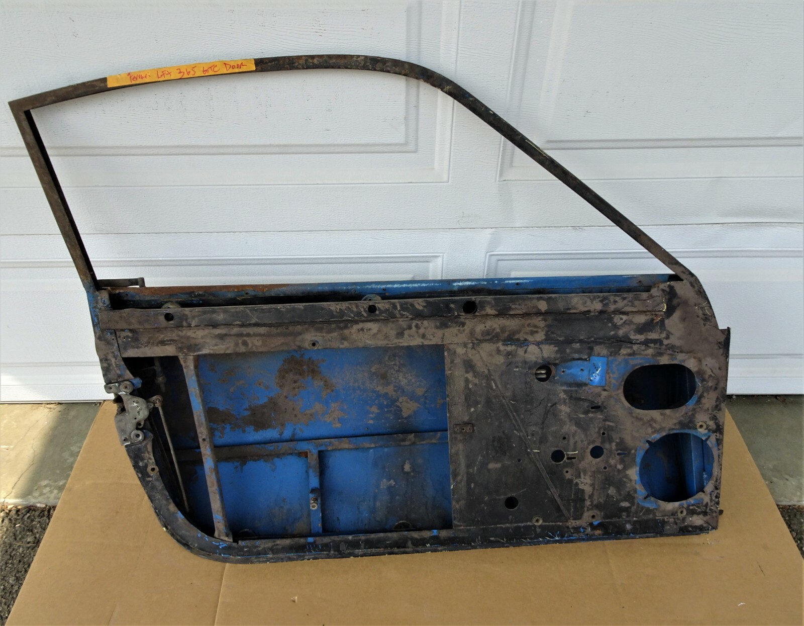 FERRARI 365 GTC LEFT DOOR 