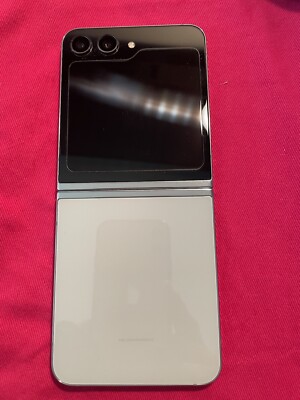Samsung Galaxy Z Flip5 - 256 GB - Green (Unlocked) for sale