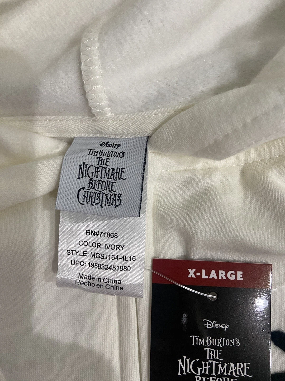 OFF WHITE FELPA CON CAPPUCCIO ZIP NUOVA CON ETICHETTE XL NIGHTMARE BEFORE CHRISTMAS JACK SKELLINGTON DISNEY con TOPPE