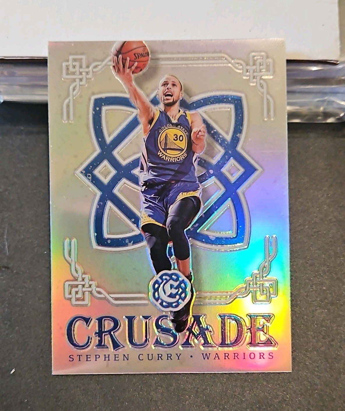 2016-17 Panini Excalibur Crusade Stephen Curry #2 Silver Holo Prizm Warriors