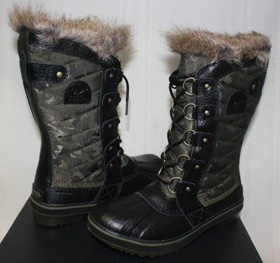 sorel tofino ii hiker green