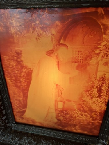 Vintage Lighted Religious Jesus Hologram Lenticular Brass Picture Frame 15.5" - Picture 3 of 13