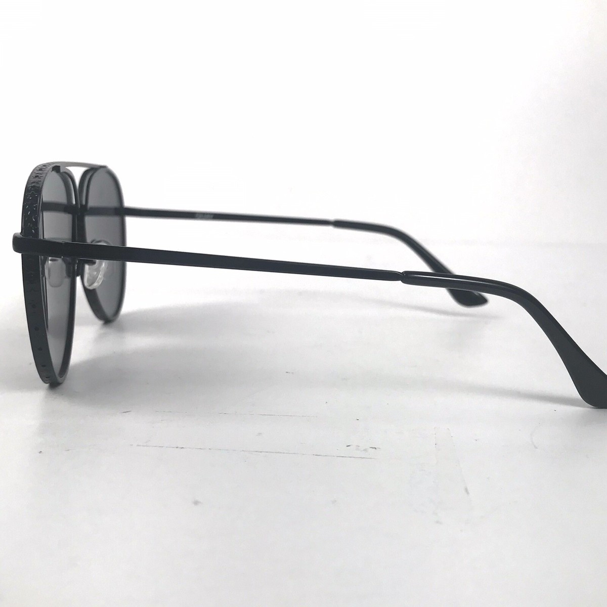 Preowned QUAY X LIZZO Starry Eyed Sunglasses Quay Australia  display picture 3