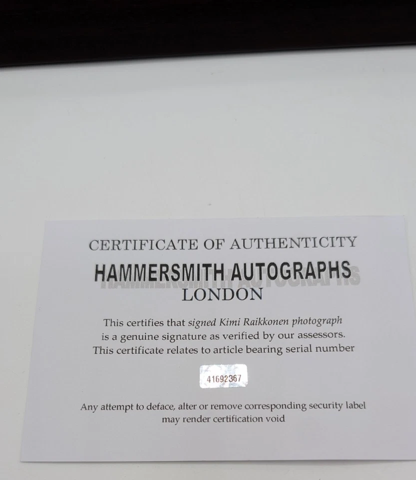 KIMI RAIKKONEN FERRARI F1 FOTO HAND SIGNED with certificate of authenticity - Image 3 of 4