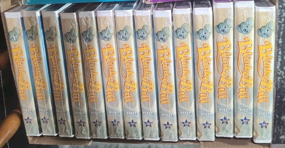 Blinky Bill The Mischievous Koala VHS Sealed Rare New Clamshell Canadian Cartoon Foto 2 de 2