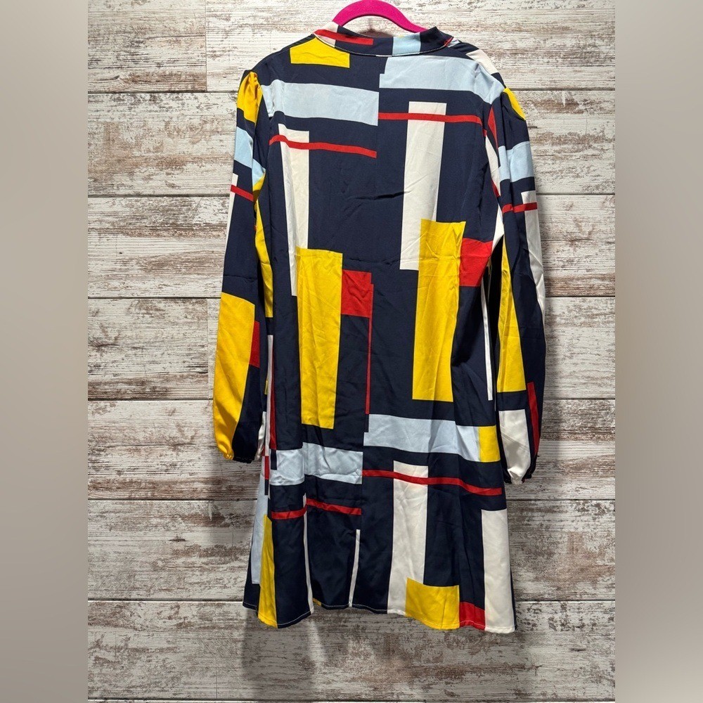 Colorful Geometric Patterned Tunic - image 3