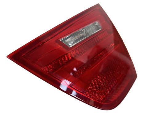 Original BMW 3 E91 Heckleuchte Heckklappe rechts 7154162 (7289434)