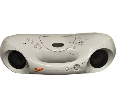 Sony ZS-XN30 Personal Audio System CD Tuner AM/FM Radio Boombox