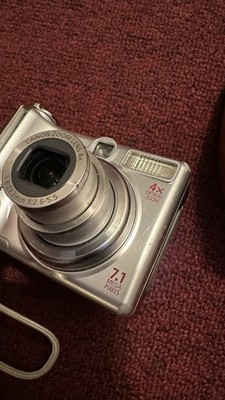 Canon Digital Camera 7.1 Mega Pixel Power Shot A560 PC1229 With SD