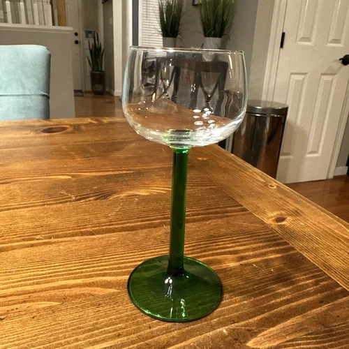 Luminarc Emerald Green Wine glass Made in France 6.5 Green stem Cordial Glass