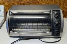 #6C   Slightly Used Toaster Oven                                Black & Decker 
