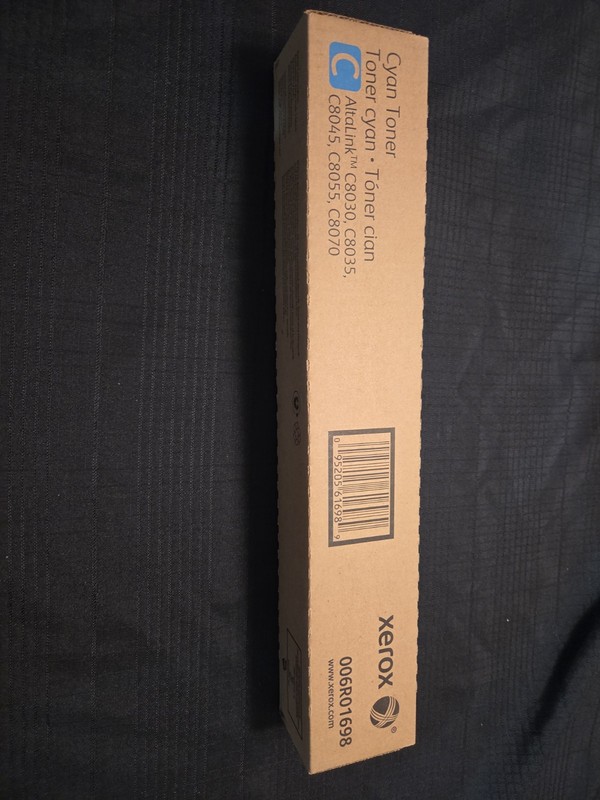 Genuine Xerox 006R01698 Cyan Toner Cartridge - new sealed box.
