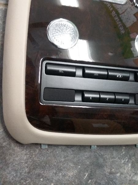 BENTLEY CONTINENTAL GT   2005 Console Front 381840