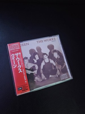 Queen THE Works JAPAN CD CP35-3117 OBI