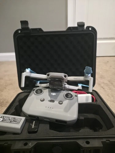 DJI Mini 2 SE Camera Drone (with RC-N1 Remote) PLEASE READ DESCRIPTION