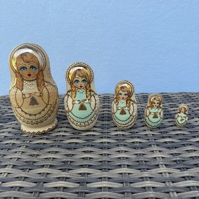 Vintage Russian Matryoshka Nesting Dolls 5 Pc Hand Painted Folk Art 6''
