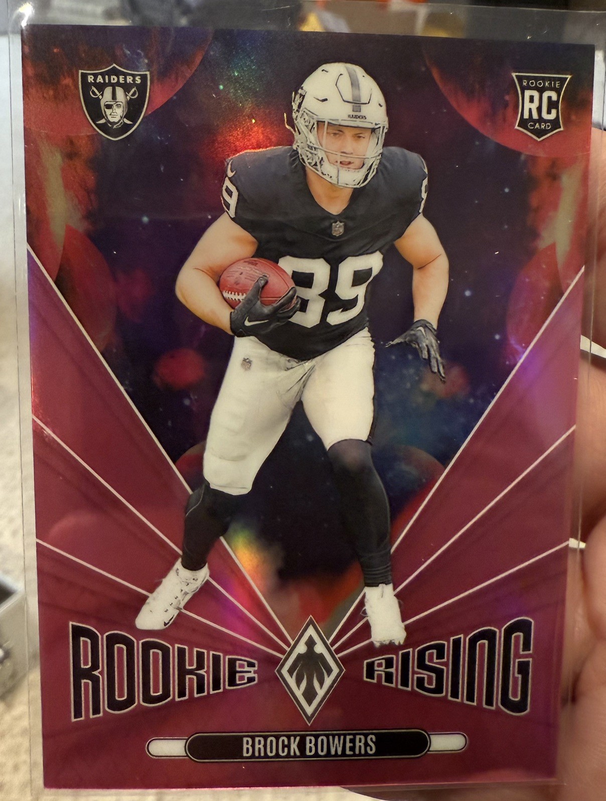 2024 Phoenix Brock Bowers Rookie Rising RC Pink Rookie /80 Raiders