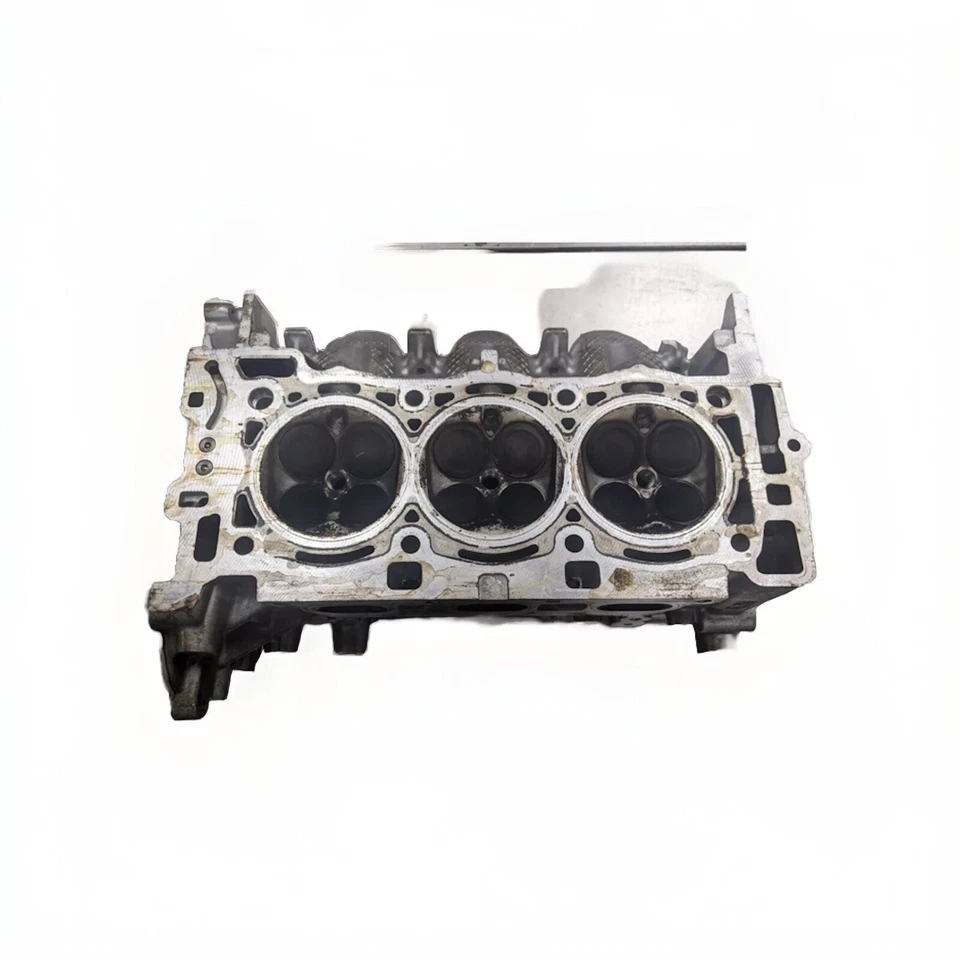 Right Cylinder Head For Camaro 2010-2011  3.6 12617771 4WD - Image 2 of 3