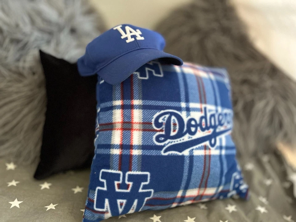 Acogedora almohada polar del equipo de béisbol de Los Ángeles decoración del hogar para fanáticos del béisbol regalo Foto 3 de 4