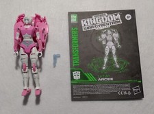 Transformers War For Cybertron: Kingdom - WFC-K17 Arcee Deluxe Figure