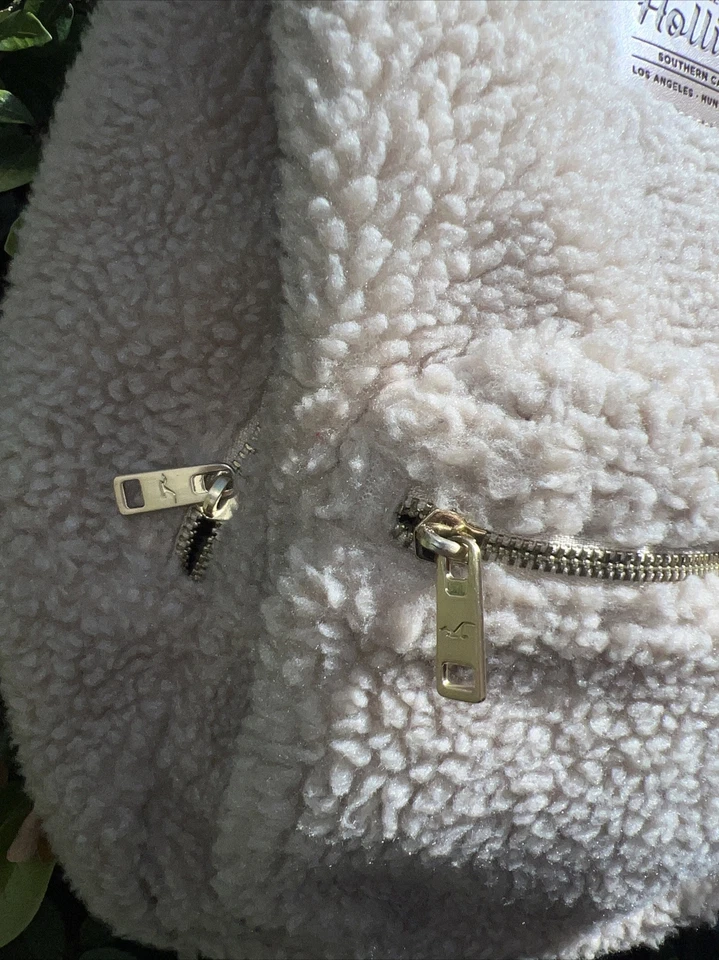 🎒Hollister желтовато-коричневый шерпа плюшевый рюкзак с золотой молнией + передний карман - Изображение 4 из 4