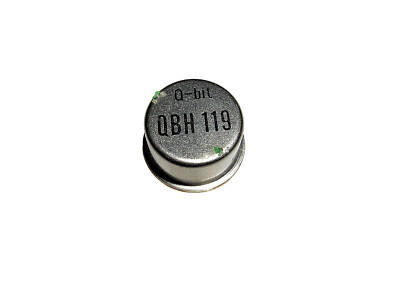 NEW  QBH138 Q-bit Amplifier 5 - 500 MHz, 20dBm  15dB Gain 4 pin TO-8