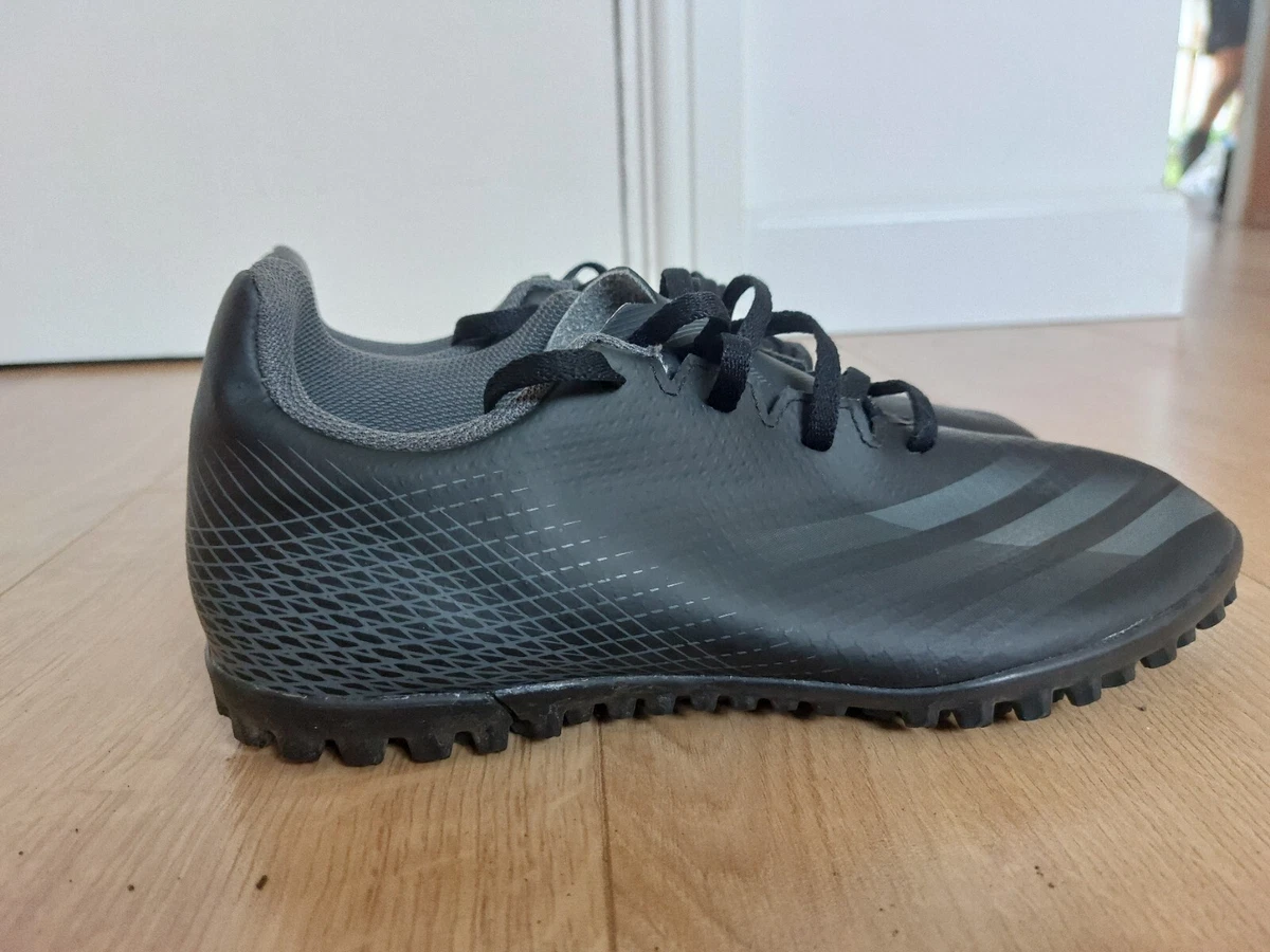 Astro turf football clearance boots size 6