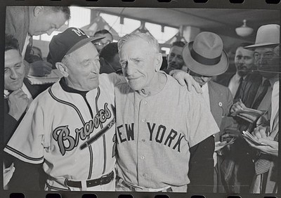 Fred Haney manager Milwaukee Braves congratulates Yankee skipper C- Old Photo