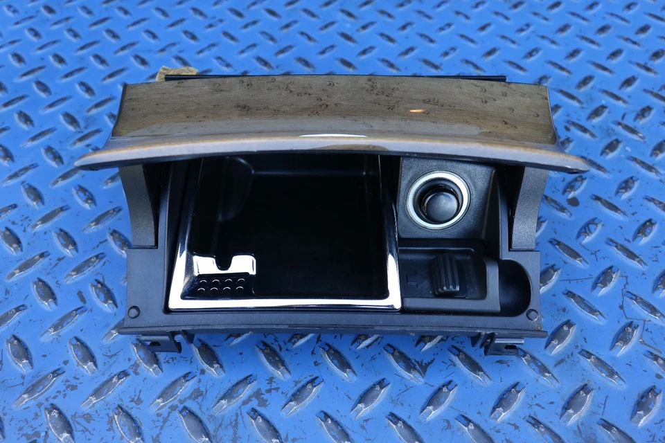 Mercedes W211 E350 E550 2003-2009 consola central tablero bandeja de cenizas sin llave Foto 3 de 4