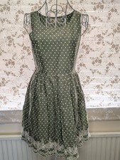 Yumi Green Polka Dot Dress – Size 10 – Flattering Vintage-Inspired Style