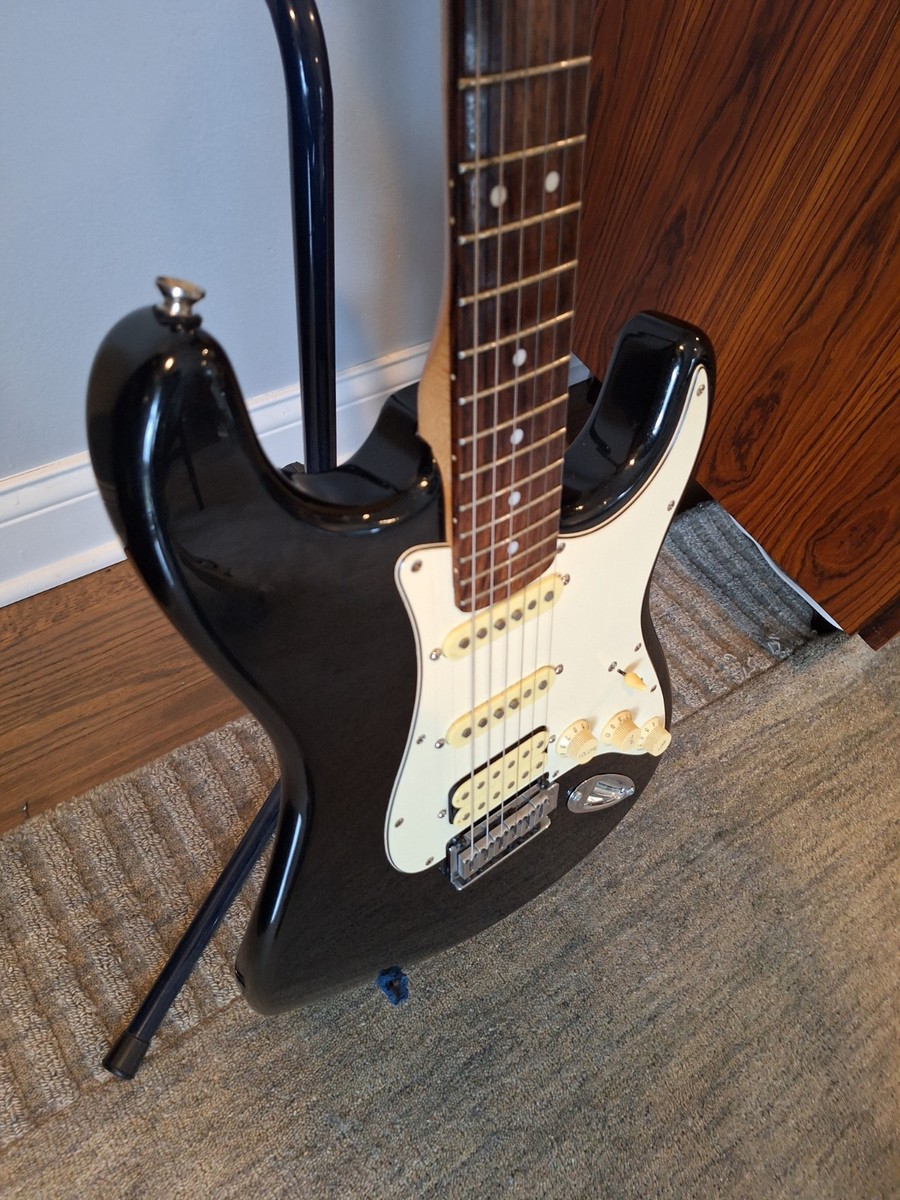Fender Squier Standard 