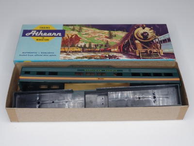 #ad #ad Athearn HO Scale 1:87 #1826 Northern Pacific Streamline Vista Dome Passenger Car $17.95