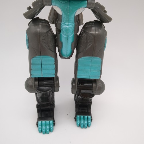 Transformers 2005 Cybertron Voyager Class Nemesis Breaker Toy Figure - Picture 5 of 6