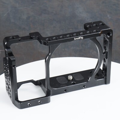 ^ SmallRig A6500 Camera Cage Sony A6100/A6300/A6400 [EX]