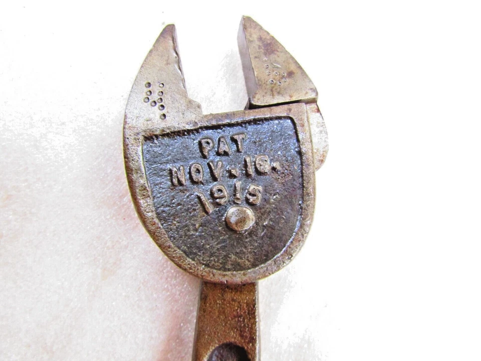 Vintage L. G. Automatic wrench - Image 4 of 4