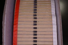 Lot of 15 1N5819-T Diodes Inc Schottky Diode 40V 1A DO-204AL TH Axial NOS