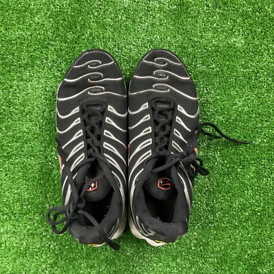 nike air max plus tn se hyper crimson