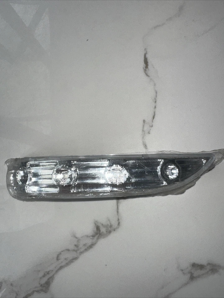 Espejo lateral señal de giro repetidor de vidrio luz LED apto para HYUNDAI Tucson Foto 3 de 4