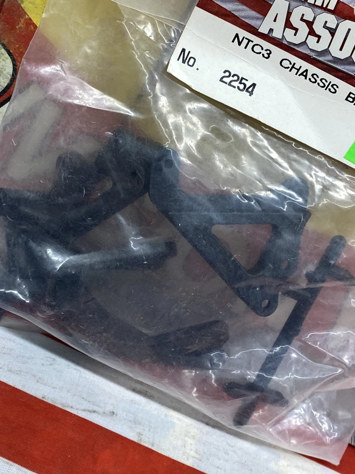 New Team Associated 2254 NTC3 Chassis Braces NEW USA SHIPPED - Image 2 of 4