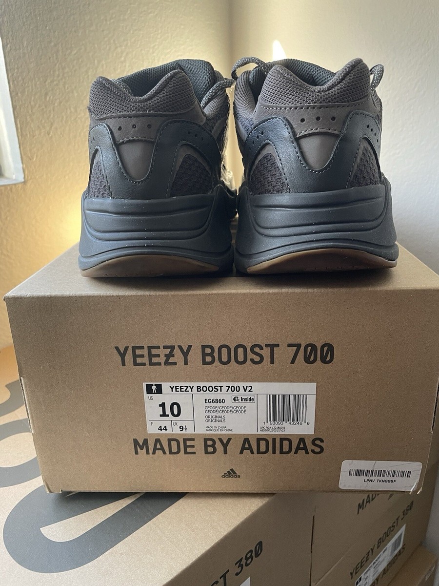 Yeezy 700 Yeezy V2 Black Legit Check Heel Bump Yeezy Store